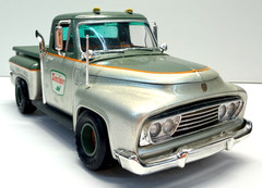 AMT 1:25 1953 Ford Radical F-100 Pickup Vintage Klaver Collection Built Model