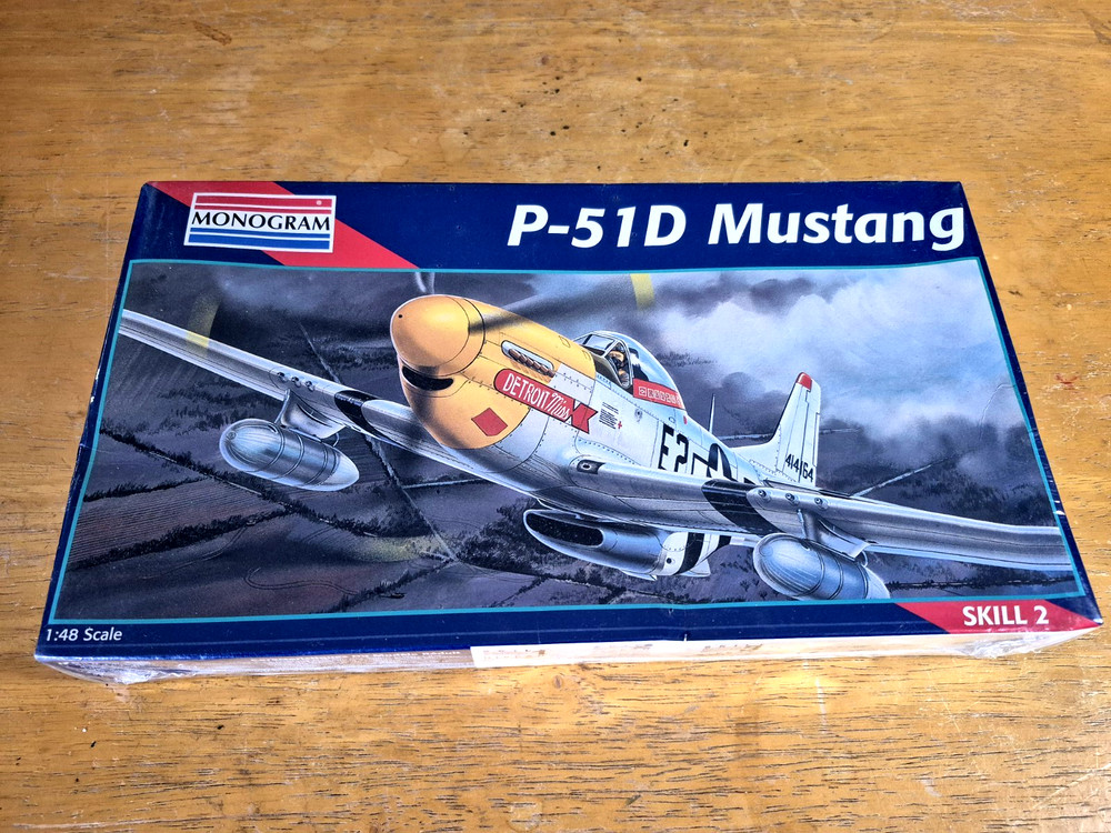 1995 MONOGRAM Model P-51D MUSTANG KIT #5207