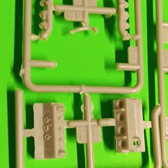 390 Engine Motor Hi Detail 1972 Ford F-250 Ranger 4×4 Pickup Truck Moebius 1/25