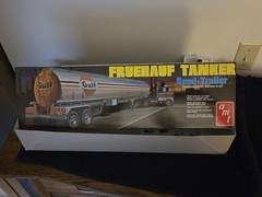 AMT Gulf Fruehauf Tanker Trailer Parts 1/25 REAR FENDERS AND SUPPORTS 759/06