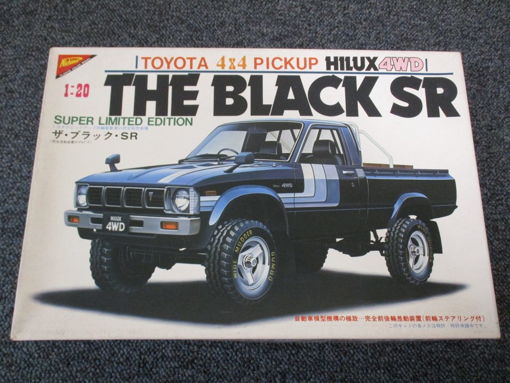 SHIPPING FREE VINTAGE NICHIMO 1/20 #MC-2043 TOYOTA “HILUX THE BLACK SR” KIT NIB