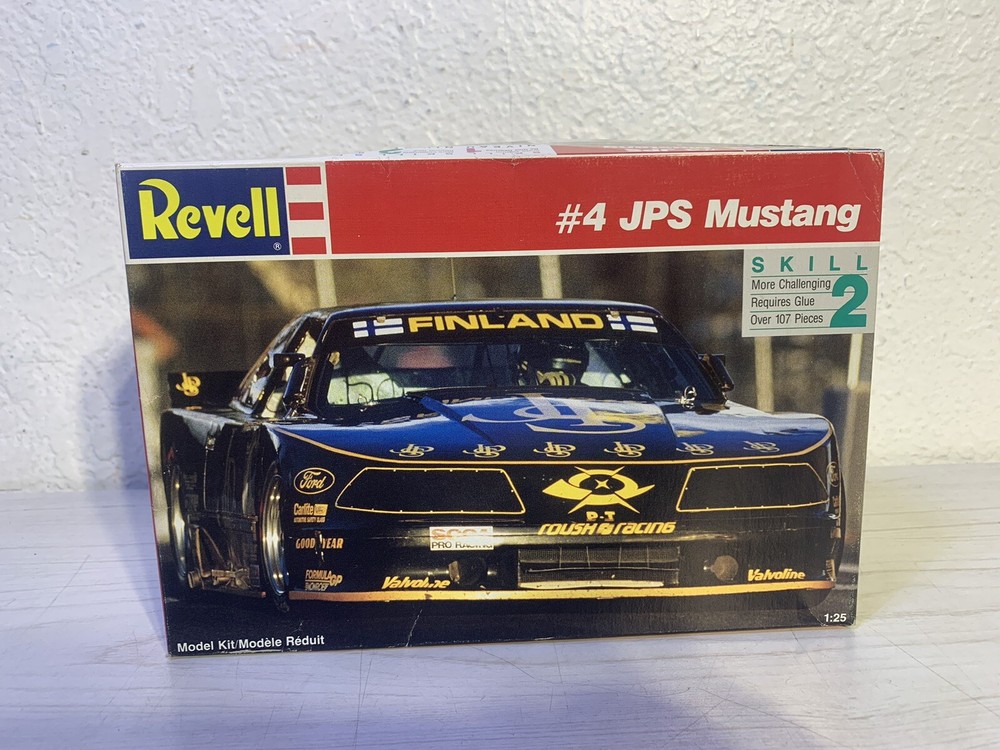 Revell #4 JPS Mustang Grand Prix Winner #7196 1991 Open Box