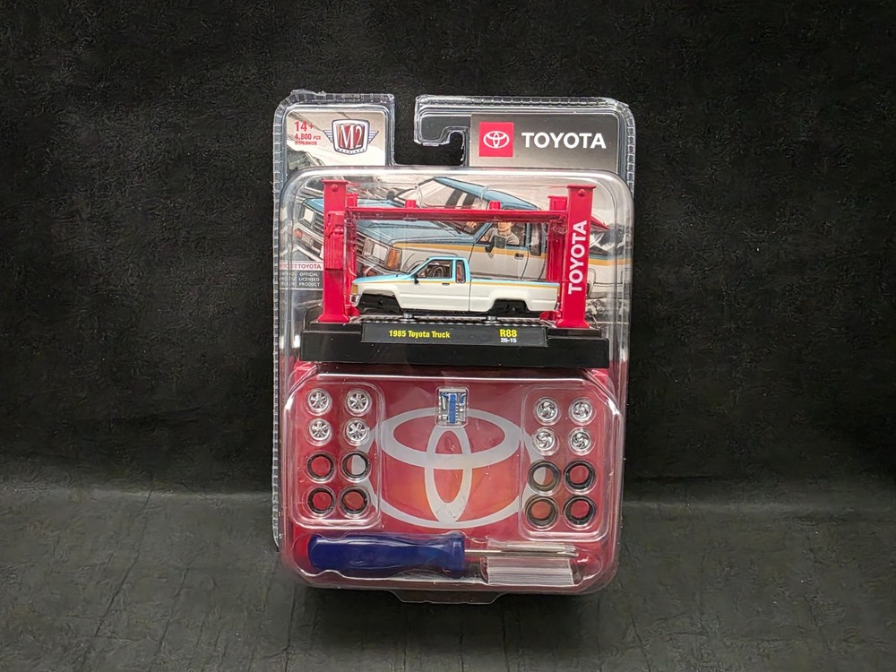 M2 Machines 1985 Toyota Truck – 1:64 Scale Diecast Model Kit (R88)