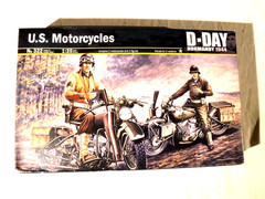 1/35 Italeri US Motorcycles Harley Davidson 2 Riders 2 Bikes # 322 Sealed Box