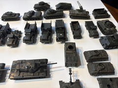 LOT Of 40 1/87 Roco Minitanks Austria 32 Tanks 8 Trucks DBGM HO SCALE