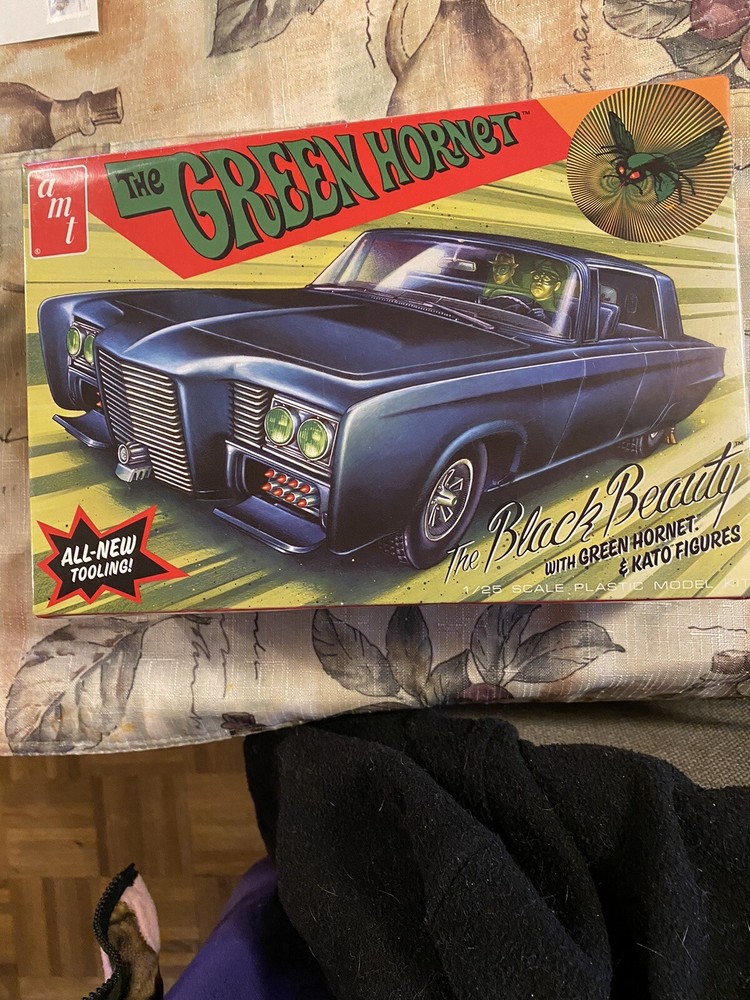 AMT 1271 Green Hornet Black Beauty New Tool Model Car Kit 1/25 Scale