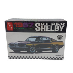 AMT 1967 SHELBY GT-350 MODEL RACE CAR KIT plastic 1:25 Scale Mustang AMT834 NEW