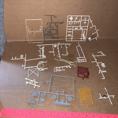 Vintage Plastic Model Junkyard Lots (LotJY473)