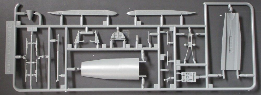 Great Wall Hobby 1/48th Scale Su-27UBM Flanker – Parts Lot G from Kit No. S4817