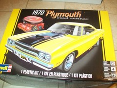Revell 1970 Plymouth Road Runner Promo style model 1/24