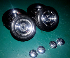 GOODYEAR BLUE STREAK TIRES CHROME REVERSE WHEELS DOG DISH HUBS ’32 FORD STREET