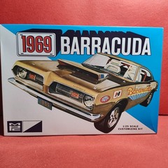 Rear Seat Delete 1969 Plymouth Barracuda 1:25 Scale Model Car Part MPC