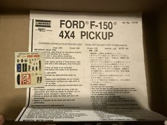 Lindberg Ford F150 Flare Side 4 X 4 1/25 Scale Model Kit