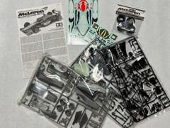Tamiya – McLaren Mercedes MP4/13 – 1:20 Scale F1 Model Kit No. 20046 Formula One