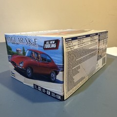 Revell 1:24 Jaguar XK-E (E-Type) Coupe *New Tooling* – MPN 85-4509 Sealed Parts