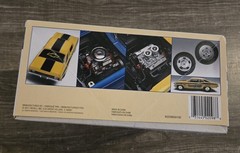 Revell 1969 Chevy Nova SS 2′ n 1:25 Scale Kit 85-2098 2008 SE