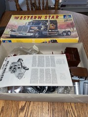 Italeri Western Star Vintage Truck model kit #790. 1/24 Scale. See Photos !