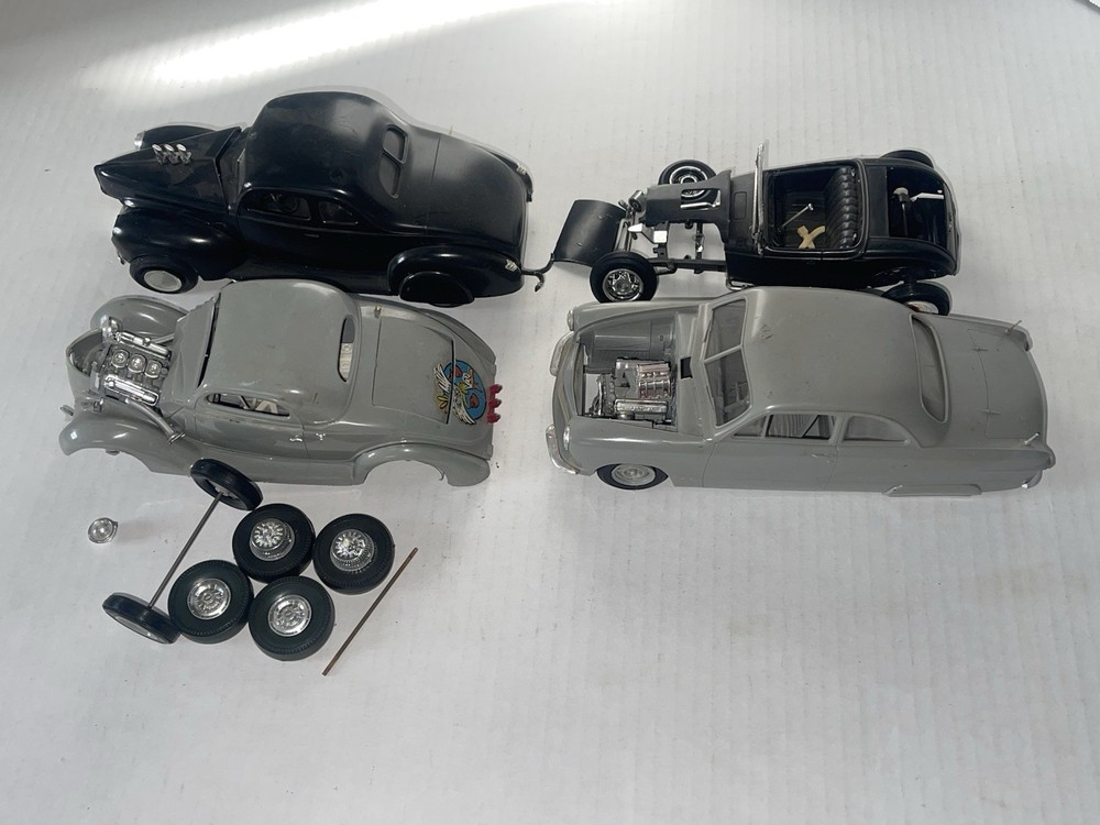 AMT 1930s-1960s 3in1 Ford Kits Lot Of 4
