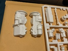 1 25 scale model parts Diamond Reo Engine Parts Lot Only