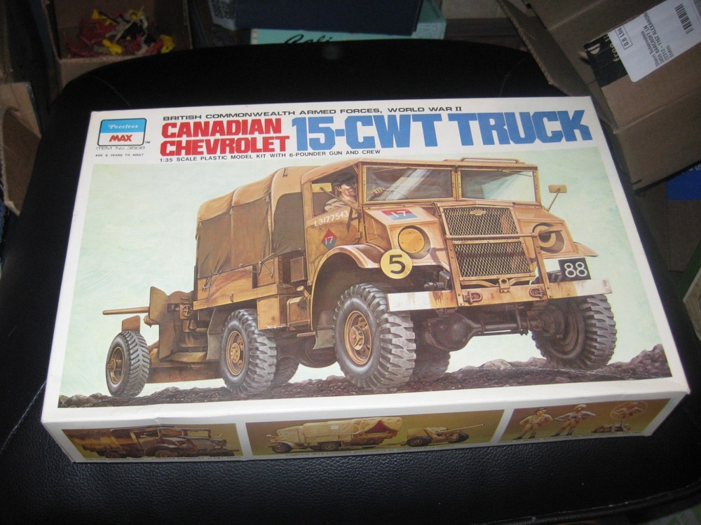 Canadian Chevrolet 15-CWT Truck by Peerless Max in 1/35 1970s