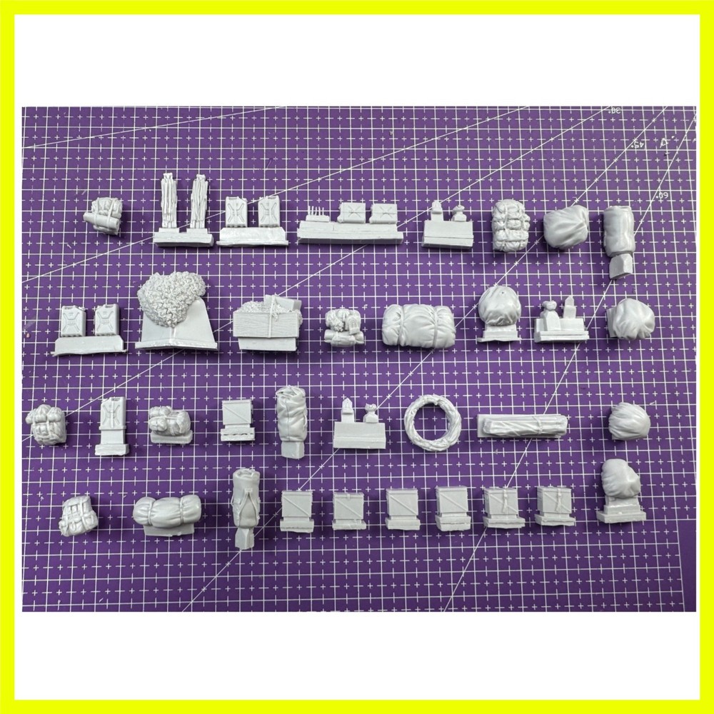 1/35 Cast Resin Model Assembly Kit, GK, LAV-25 Wheeled Armored Vehicle Debris…