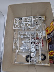 AMT 1958 Edsel Pacer plastic model kit 1/25 scale Open Box Sealed Parts