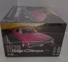 Revell 1970 Dodge Charger R/T Model Kit 1:25 Scale 2017 Level 5 New Unassembled