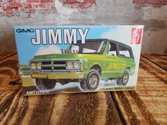 AMT 1/25 Scale AMT1219 1972 GMC Jimmy Model Kit skill 2 new Factory sealed