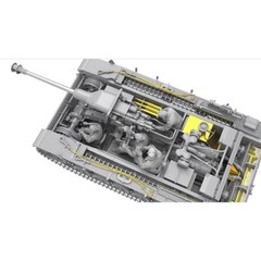 Border Model #BT-020 1/35 Stug III Ausf.G Late Production w/Full Interior