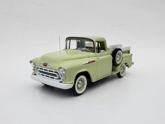 1957 Chevrolet 3100 Pickup Truck – Pro Built Vintage AAM Resin – 1/25