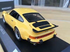 1/43 MINICHAMPS PORSCHE 911 turbo (930) yellow CA04316031 200 pcsmint,++ !