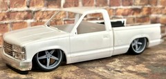1/24 Scale: 24-Inch “Lexani CF-Indy” Wheels And Tires; Resin;1/25