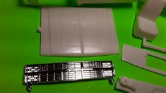 1978-87 GMC Chevy 4×4 Pickup Truck 1/25 Fall Guy Cab Hood Grill Glass Seats
