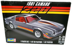 Revell 1981 Chevrolet Camaro Z28 T-Top 1:25 Model 14526 – 0177 2022 NOS Sealed