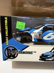MARK MARTIN VIAGARA 2004 1/24 DIECAST MODEL KIT New SEALED Box