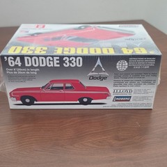 Lindberg 1964 Dodge 330 1/25 Scale Model Kit Sealed 426 Max Wedge Mopar