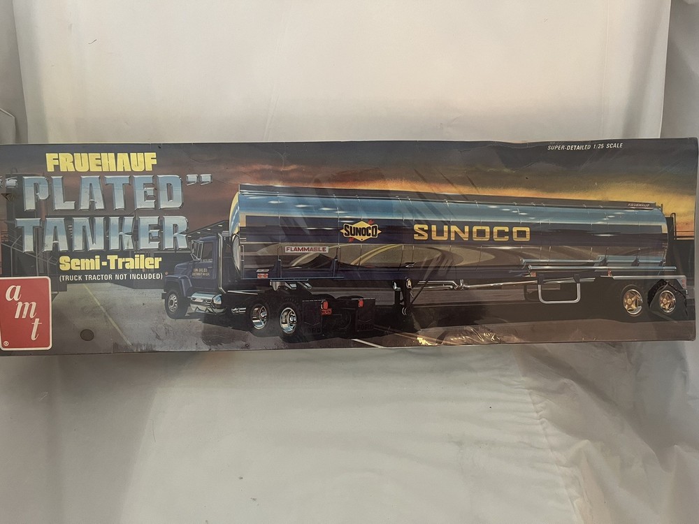 AMT Fruehauf Sunoco PLATED TANKER Semi-Trailer 1/25 Scale Model Kit (NIB)