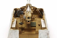 Tamiya 1/35 No. 335 German Army Heavy Anti-Tank Self-Propelled Gun Nashorn 35335