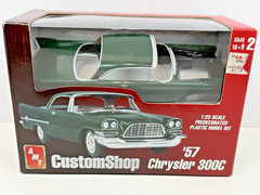 AMT CustomShop ’57 Chrysler 300C Model Kit 1/25-Green Kit#30247, SEALED BOX!