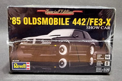 Revell 1985 Oldsmobile 442/FE3-X Show Car 1:25 Scale Model Kit – Sealed