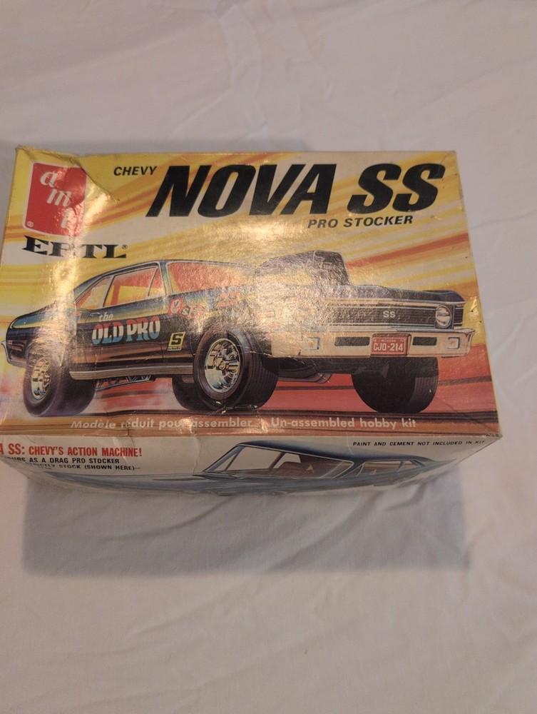 AMT Chevy Nova SS Pro Stocker 1:25 Scale Complete in box