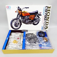 Tamiya 1/6 Honda CB750 Four Big Scale Series Plastic Model Kit Japan NEW