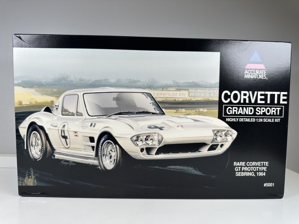 Accurate Miniatures Corvette Grand Sport 1964 1:24 Scale OPEN BOX