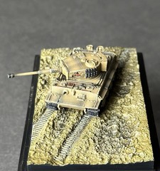 Dragon Models 1:144 Can.Do WWII German Tiger & Panzer III Auf. H Command Tanks