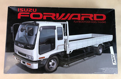 Aoshima 1:32 Scale Model Kit ISUZU FORWARD FLATBODY 320 Early Model PARTS ONLY