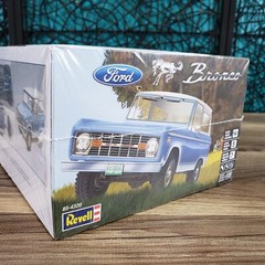 Revell 2016 Ford Bronco Plastic Model Kit 1:25 Level 5 New Sealed