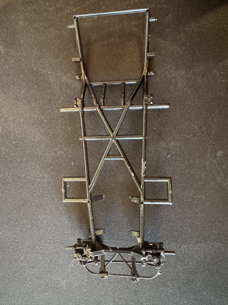 Monogram 2244 Ferrari GTO Parts Kit Bash Chassis with Part for Suspension