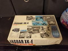 Gunze Sangyo High-Tech Model Kit Jaguar XK-E 1:24 Scale Japan Import