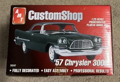 AMT Custom Shop ‘57 Chrysler 300C 1:25 Scale Plastic Model Kit – New