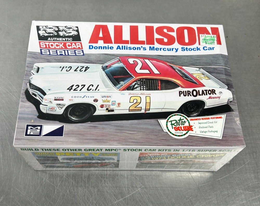 MPC Nascar Series Donnie Allison’s Nascar Mercury 1/25 Scale Model Sealed